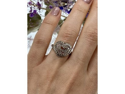 925 Sterling Silver Sapphires "Heart" Ring Size 7