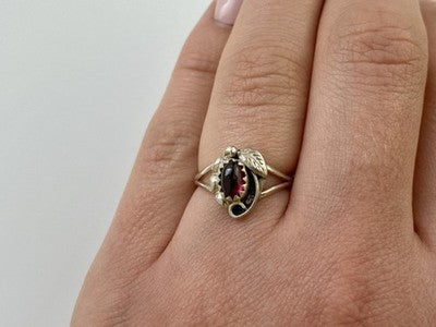 Vintage 925 Sterling Silver Garnet Pyrope Ring Size 6.5