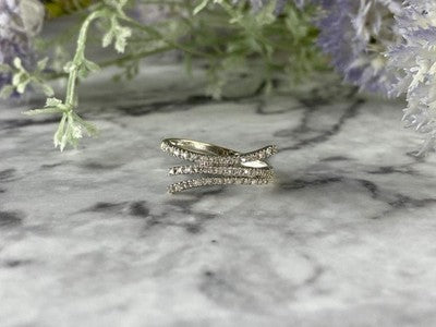 14K White Gold Diamonds Ring Size 8.5