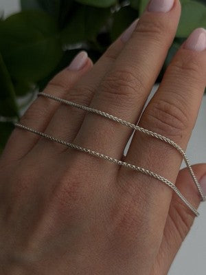Italy 925 Sterling Silver Chain Length 22 in