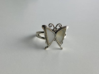 925 Sterling Silver Mother Of Pearl "Butterfly" Ring Size 8.5
