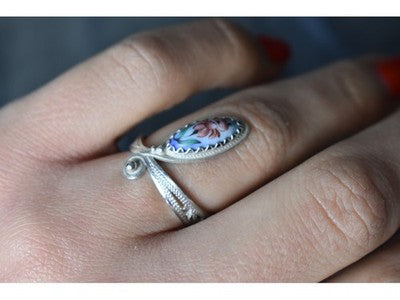 Ring with Enamel "Flowers" Size 6.5