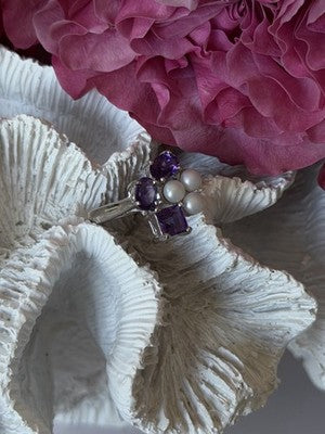 925 Sterling Silver Amethyst & Pearl Ring Size 8