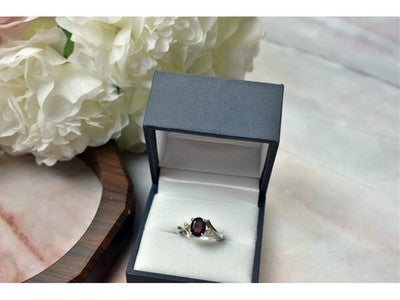 925 Sterling Silver Garnet & CZ Ring Size 6