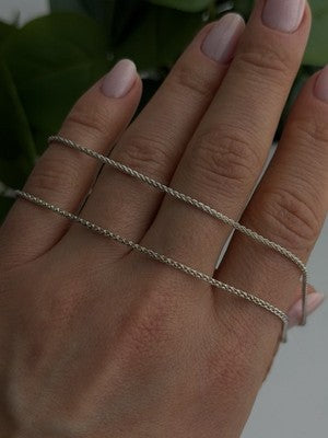 Italy 925 Sterling Silver Chain Length 22 in