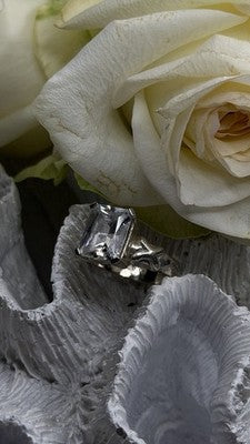 Art Deco Style 925 Sterling Silver Clear Cz Ring Size 7