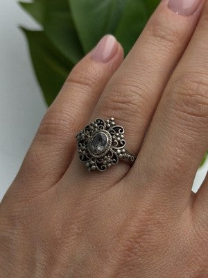 Vintage Filigree 925 Sterling Silver Mystic Topaz Ring Size 7.5