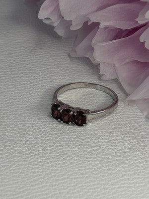 925 Sterling Silver Garnet Ring Size 8