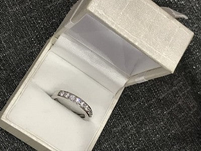 925 Sterling Silver CZ Ring Size 6.5
