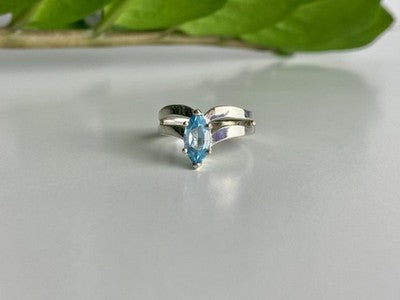 925 Sterling Silver Paraiba Tourmaline Ring Size 8