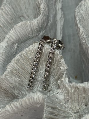 14K WHITE GOLD DIAMONDS EARRINGS LENGTH 1.13 INCH
