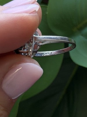 10K White Gold Blue & White Sapphire Cocktail Floral Ring Size 6.5