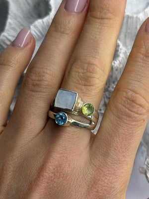 925 Sterling Silver Abalone &Peridot & Topaz Ring Size 8