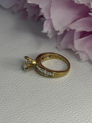 925 Sterling Silver Gold Plated CZ Ring Size 7