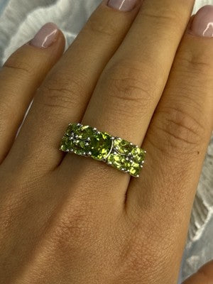 925 Sterling Silver Peridot Ring Size 8