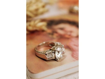 925 Sterling Silver CZ Ring Size 5.5