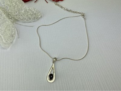 925 Sterling Silver Garnet Pyrope Chain With Pendant