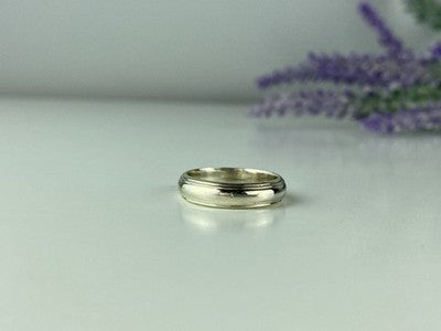 925 Sterling Silver Classic Band Ring Size 5.5