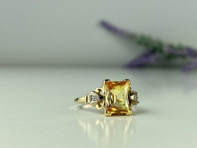 10K Yellow Gold Yellow Topaz & Diamonds Ring Size 9.75