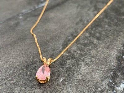 14 K Yellow Gold Morganite Chain With Pendant