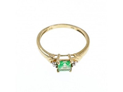 10K Yellow Gold Tsavorite & Diamonds Ring Size 6.25
