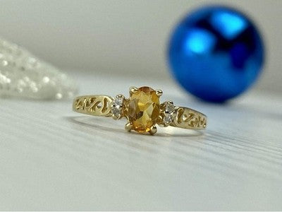 14K Yellow Gold Citrine & Diamonds Ring Size 8