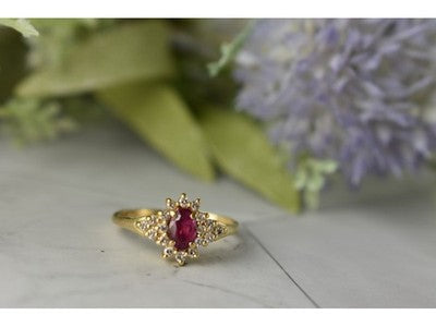 14K Yellow Gold Ruby & Diamonds Ring Size 8