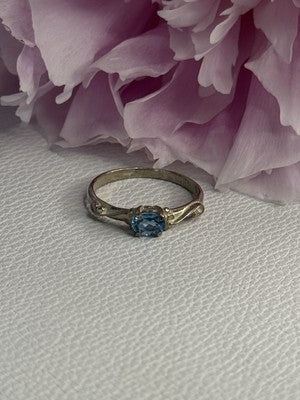 925 Sterling Silver Topaz Ring Size 8.5