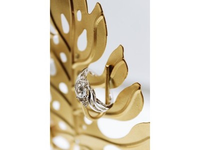 925 Sterling Silver White Topaz Ring Size 7