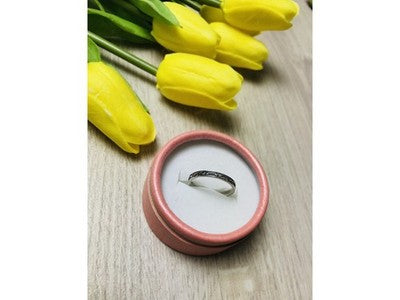 925 Sterling Silver Band Ring Size 9