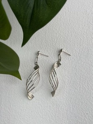 Elegant Vintage 925 Sterling Silver Earrings