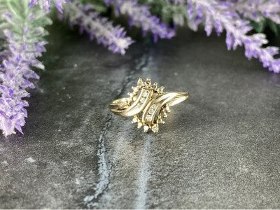10K Yellow Gold Diamonds Ring Size 7.5