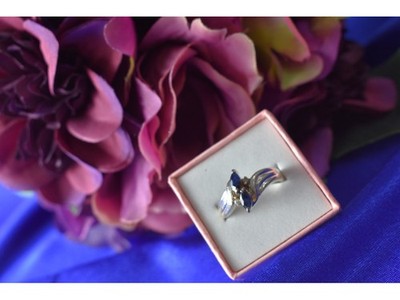 925 Sterling Silver Blue Spinel & CZ Ring Size 8