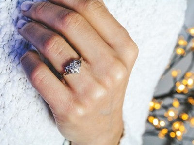900 Platinum Sapphires "Heart" Ring Size 7