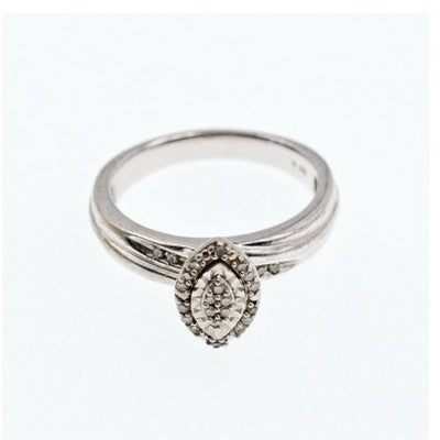925 Sterling Silver White Sapphires Ring Size 7
