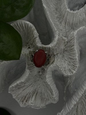 Vintage 925 Sterling Silver Red Jade & Marcasite Ring Size 6.5