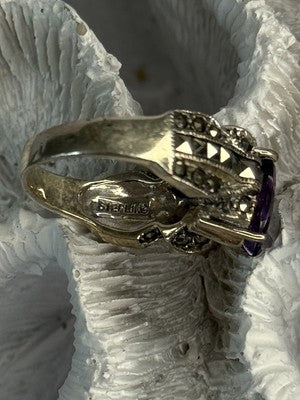 925 Sterling Silver Amethyst & Marcasite Ring Size 7