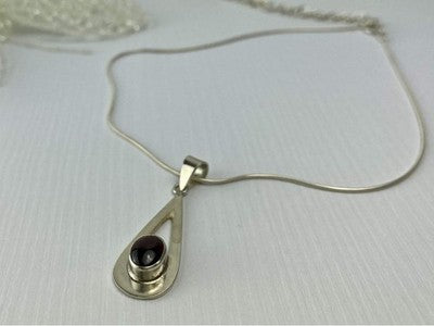 925 Sterling Silver Garnet Pyrope Chain With Pendant