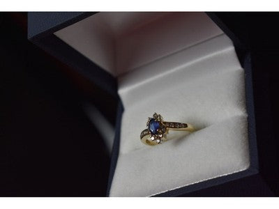 10K Yellow Gold Blue Sapphire & Diamonds Ring Size 5