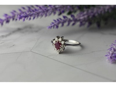 925 Sterling Silver Pink Spinel and CZ Ring Size 8