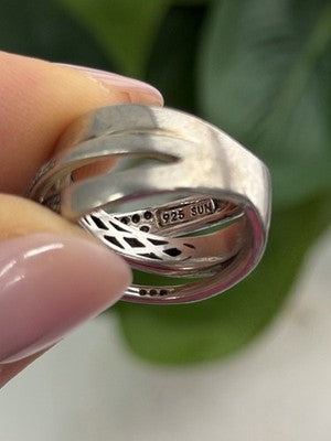 925 Sterling Silver Black & White Spinel Ring Size 6