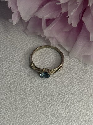 925 Sterling Silver Topaz Ring Size 8.5