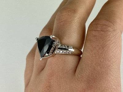 925 Sterling Silver Black Nephrite ( Jade ) & Quartz Ring Size 8