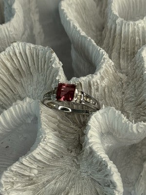 10K White Gold Spinel & Diamonds Ring Size 7