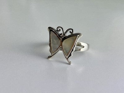 925 Sterling Silver Mother Of Pearl "Butterfly" Ring Size 8.5