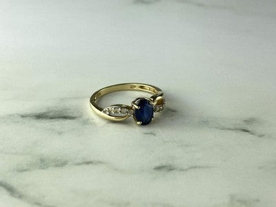 10K Yellow Gold Blue & White Sapphire Ring Size 6.75