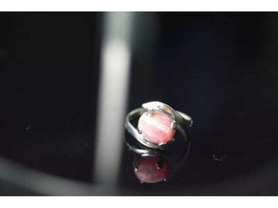 925 Sterling Silver Pink Agate Ring Size 6.5