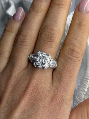 Beautiful Shiny 925 Sterling Silver Cz Ring Size 10