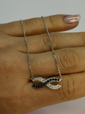14K WHITE GOLD BLACK & WHITE DIAMONDS 0.31 CARAT NECKLACE LENGTH 16.5 INCH