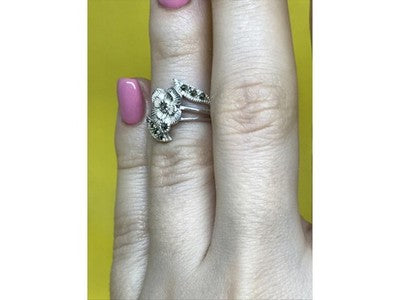 925 Sterling Silver Black Spinel "Flower" Ring Size 5